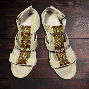 APEPAZZA “Francesca” Women’s Suede T-strap Beige Wedge Sandals Jeweled Trim Size